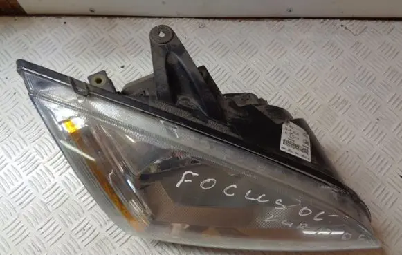 Ford Focus Headlight/headlamp 4M5113W029AD
