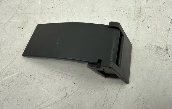 Mercedes-Benz E W211 Rear seat rail trim cover 2119200286