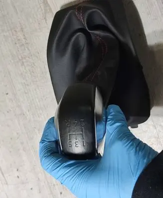Peugeot 2008 I Gear selector 