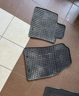 Ford Transit Courier Car floor mat set 