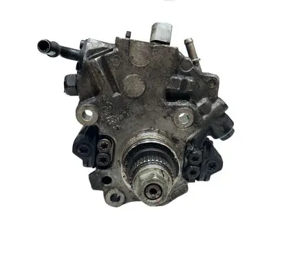 Mercedes-Benz E W212 Fuel injection high pressure pump A6510700701
