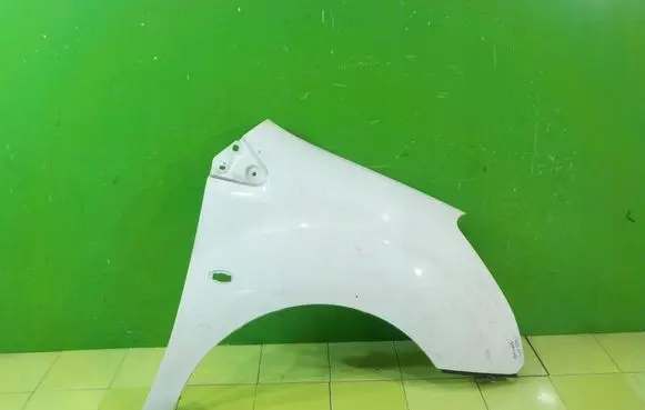 Citroen Berlingo Fender PRZOD PRAWY