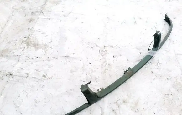 Volkswagen PASSAT B4 Under headlight/headlamp trim 