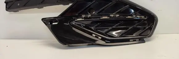 Front bumper lower grill