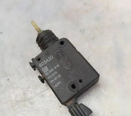 Opel Zafira A Central locking motor 605420 1101215 90589918