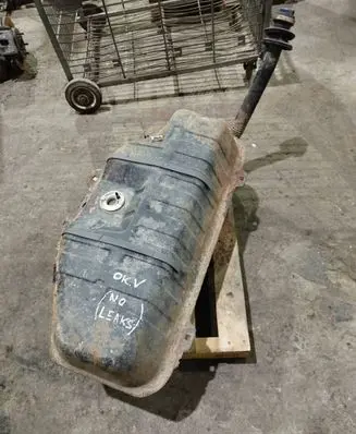 Mercedes-Benz E W210 Fuel tank A2104706301