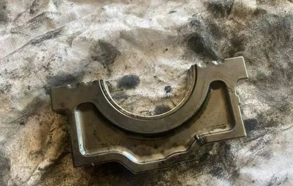 BMW 3 E90 E91 Crankshaft Holder 7797926