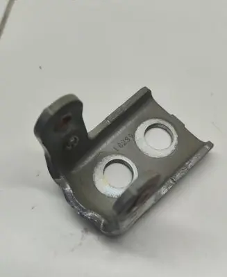 Peugeot 308 Front door upper hinge 