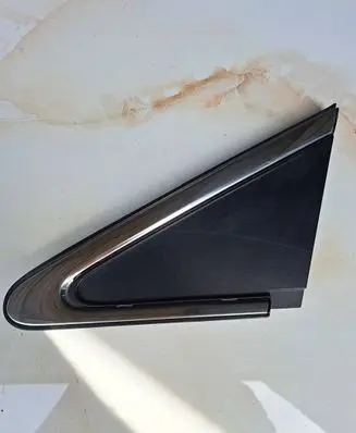 Toyota Avensis T270 Plastic wing mirror trim cover 6011805020