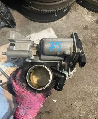 Alfa Romeo Stelvio Throttle valve 50052321