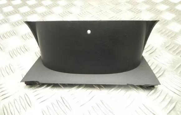 Radio/GPS head unit trim