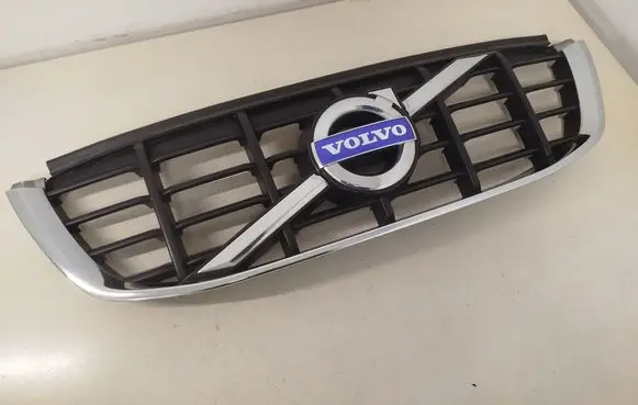 Volvo XC60 Front bumper upper radiator grill 31284337 31290999