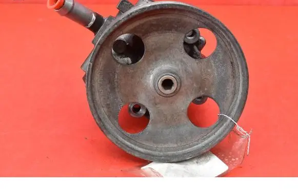 Peugeot 407 Power steering pump 