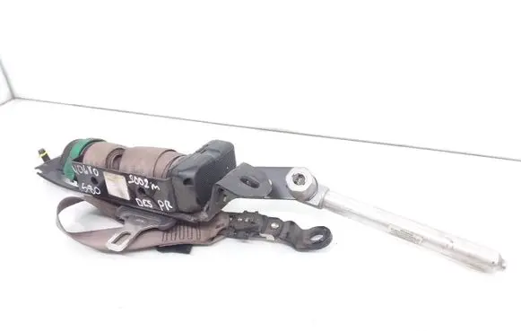 Volvo S80 Front seatbelt 39966472