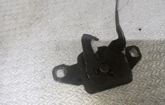 Renault Twingo II Engine bonnet/hood lock/catch