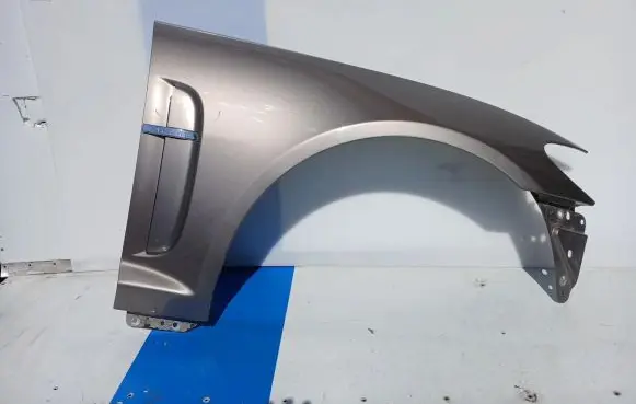 Jaguar XF X250 Fender