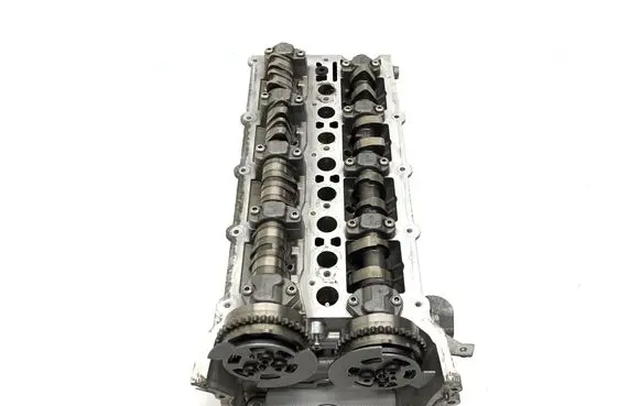 Jaguar XK - XKR Engine head 8W936C064AJ AJ813766 AJ811995