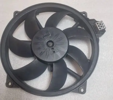 Renault Fluence Electric radiator cooling fan 214810898R