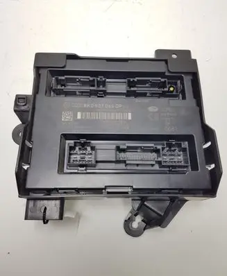 Audi A4 S4 B8 8K Comfort/convenience module 8K0907064DP