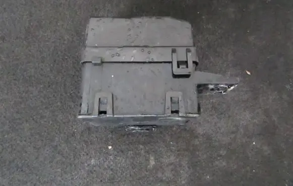 Mitsubishi Carisma Fuse box set