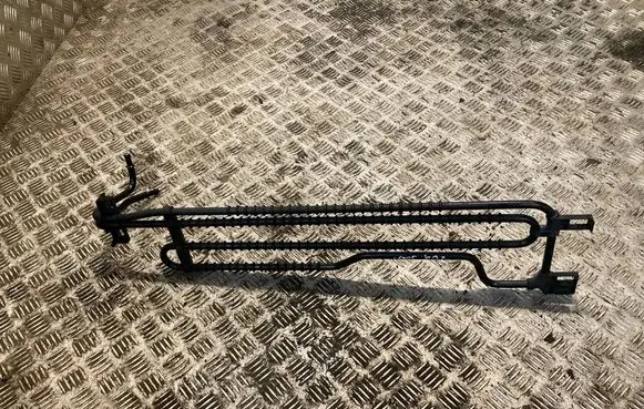 Mercedes-Benz C W204 Power steering radiator A2044602024 2044602024
