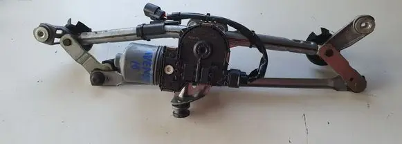 Toyota Avensis T270 Wiper motor
