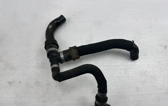 Audi A8 S8 D4 4H Engine coolant pipe/hose 4H0121088
