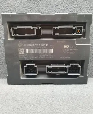 Audi A5 8T 8F Comfort/convenience module 8K0907289C 5DK00940500