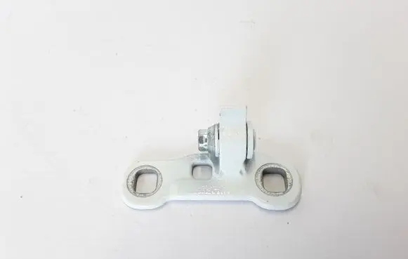 Volvo XC60 Rear door upper hinge 31468521
