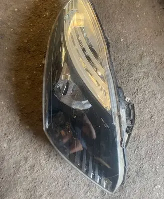 Renault Scenic III - Grand scenic III Headlight/headlamp 260100023R 89902925