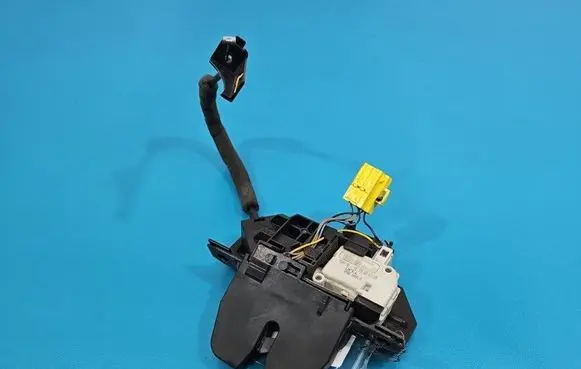 Opel Vectra C Tailgate/trunk/boot lock/catch/latch 999066650 IMPRK1558653