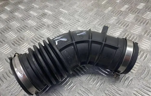 Nissan Qashqai Intercooler hose/pipe J11RURA