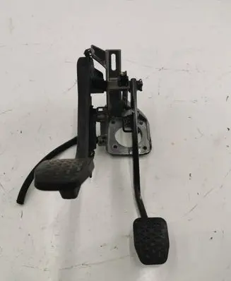 BMW 3 E46 Brake pedal 2229128