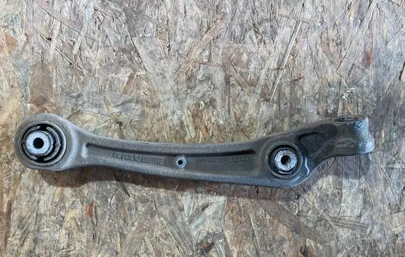 Front lower control arm/wishbone