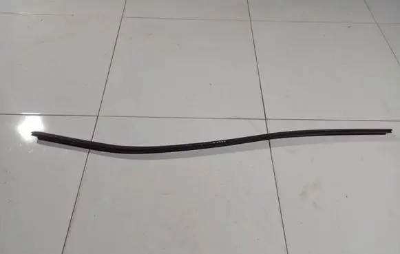 Rubber seal rear door