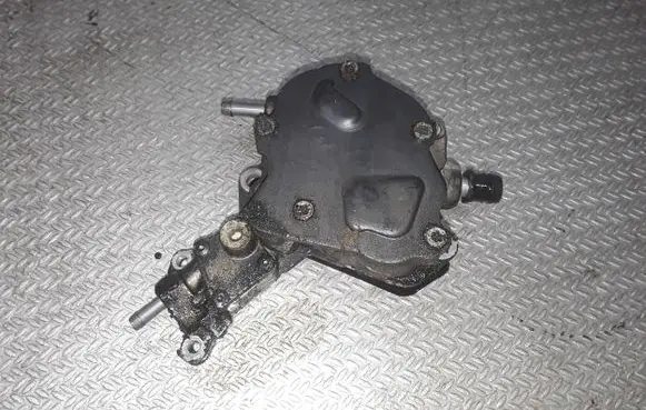 Volkswagen Touran I Vacuum pump 40DRM20004