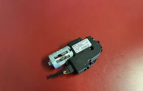 Sunroof motor/actuator