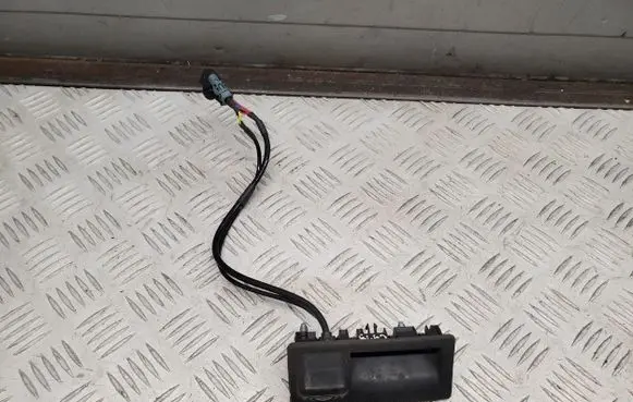 Audi A6 S6 C7 4G Tailgate handle with camera 4G0827566