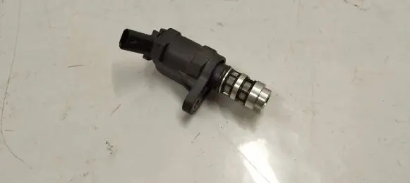 Audi A3 8Y Oil pressure sensor 04e906455s