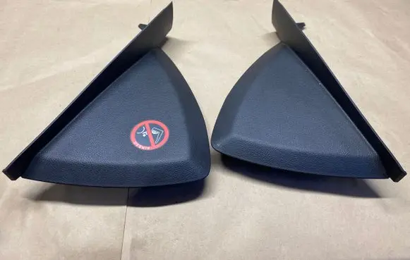 Ford Focus Dashboard side end trim BM51A044C60 BM51A044C61