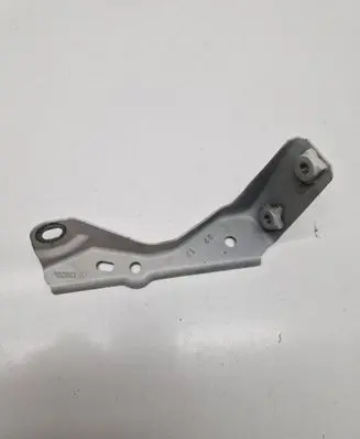 BMW X1 F48 F49 Fender mounting bracket 7392803
