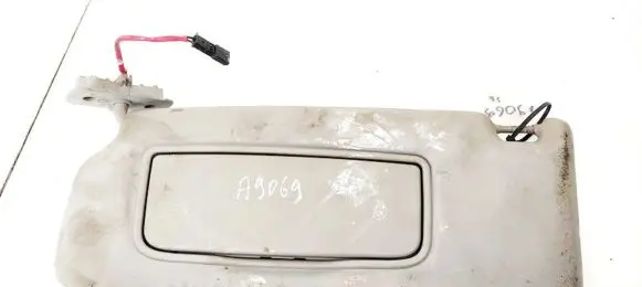 Volvo V50 Sun visor