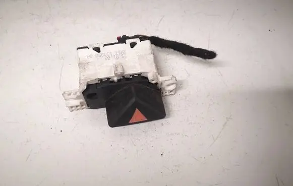 Ford Focus Hazard light switch 2M5T13A350AA