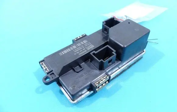 Porsche Panamera (970) Heater blower motor/fan resistor 970624401 IMPRK1317875