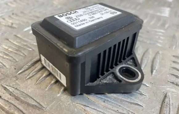 Audi A4 S4 B6 8E 8H ESP acceleration yaw rate sensor 8E0907637A 0265005245 0011490
