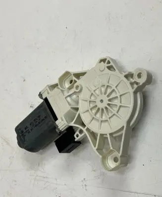 Porsche Cayenne (9Y0 9Y3) Rear door window regulator motor 4K0959801 C28129101 190430240430