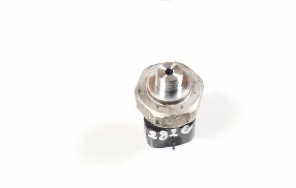Lexus GS 250 350 300H 450H Air conditioning (A/C) pressure sensor 4990007880