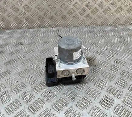 Tesla Model Y ABS Pump 104474500B 0265956665