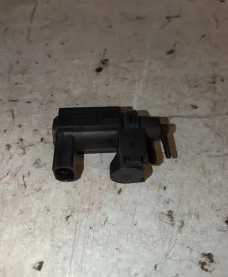 Audi A6 S6 C6 4F Turbo solenoid valve 059906628B