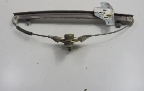 KIA Picanto Front door manual window regulator 